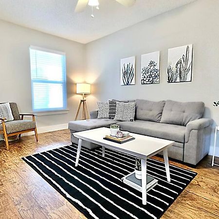 The Boutique Space & Free Parking ダラス エクステリア 写真